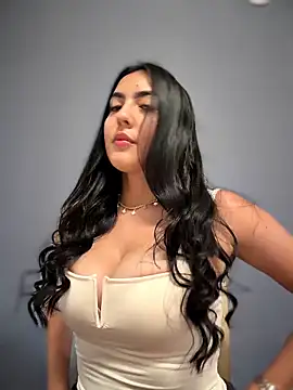 MarianaBenz online show from 17, 5, 2026