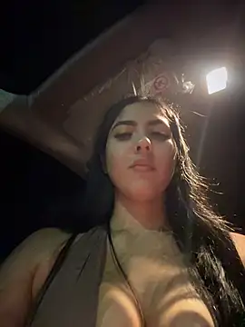 MarianaBenz online show from 5, 7, 2026