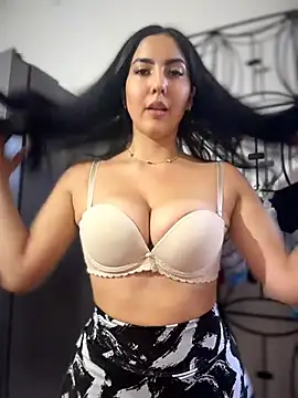 MarianaBenz online show from 9, 5, 2026