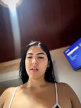 MarianaBenz online show from 25, 4, 2026