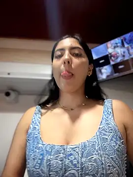 MarianaBenz online show from 11, 5, 2026