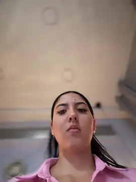 MarianaBenz online show from 13, 3, 2025