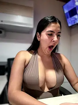 MarianaBenz online show from 16, 1, 2026