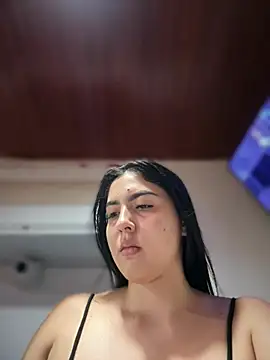 MarianaBenz online show from 4, 2, 2026