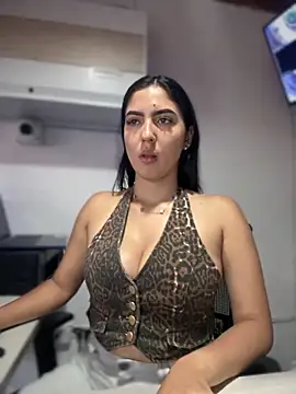 MarianaBenz online show from 23, 9, 2025