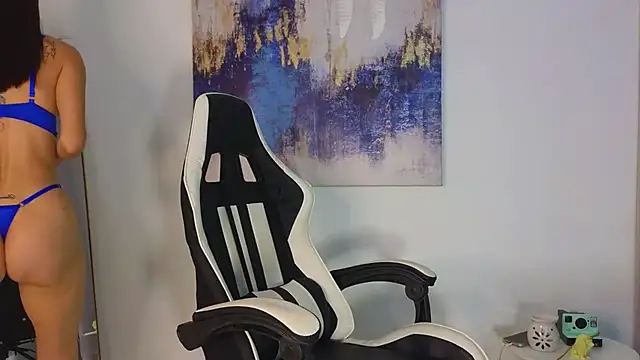 KristennBlue online show from 15, 11, 2025