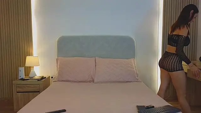 KristennBlue online show from 9, 3, 2026