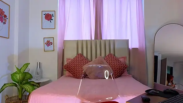 KristennBlue online show from 21, 2, 2025