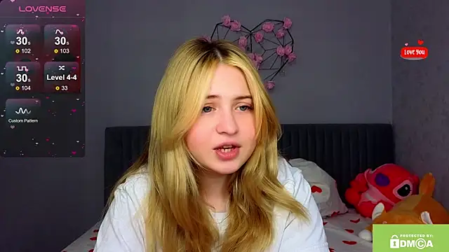 shy blondiee online show from 10, 12, 2024