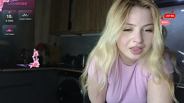 shy blondiee online show from 4, 4, 2026