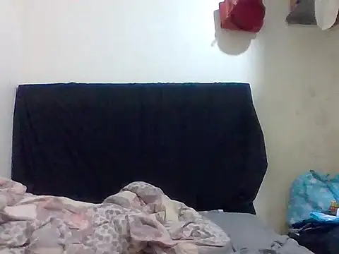 honeypotsweet online show from 4, 7, 2026