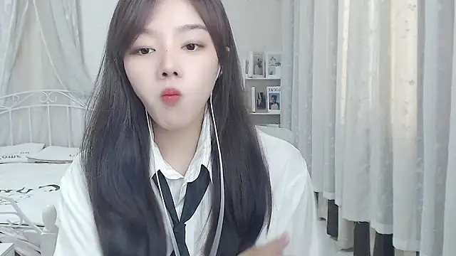 Jenny-Z online show from 12, 5, 2026