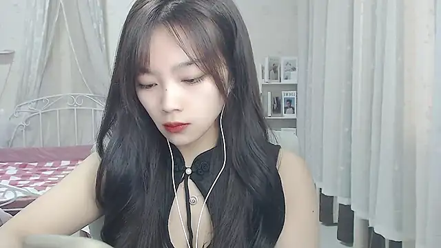 Jenny-Z online show from 6, 2, 2026