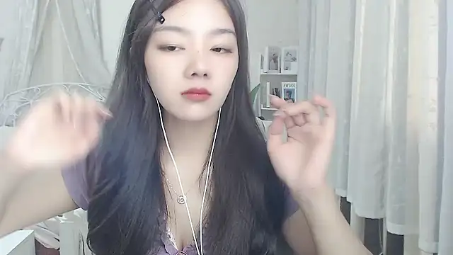 Jenny-Z online show from 12, 4, 2026