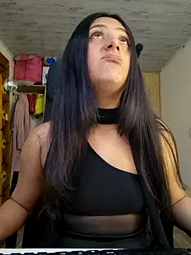 Snapshot of mari_mar69 chatting on 25, 7, 2026 mari mar69 online show from 25, 7, 2026