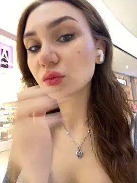 QuitieLia online show from 31, 3, 2026