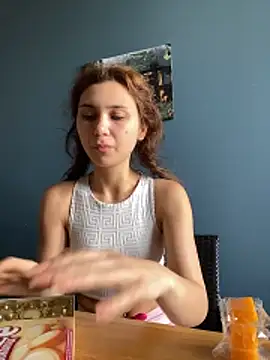 QuitieLia online show from 29, 5, 2026