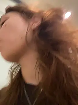 QuitieLia online show from 6, 1, 2026