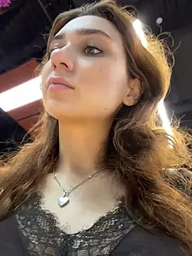 QuitieLia online show from 18, 4, 2026