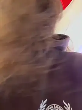 QuitieLia online show from 4, 4, 2026