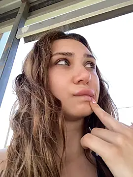 Snapshot of QuitieLia chatting on 18, 7, 2026 QuitieLia online show from 18, 7, 2026
