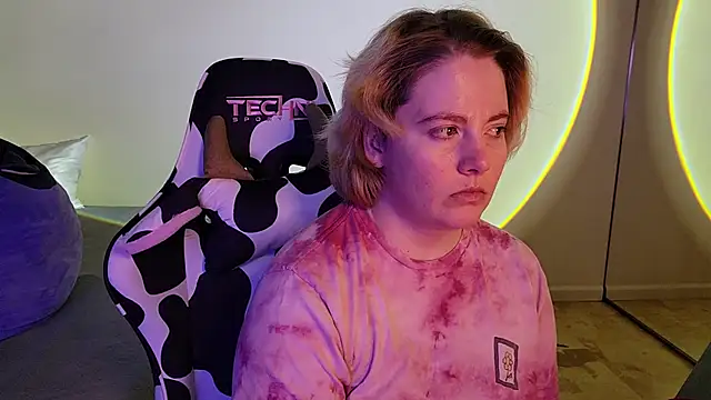 InternetFairy XO online show from 17, 1, 2025