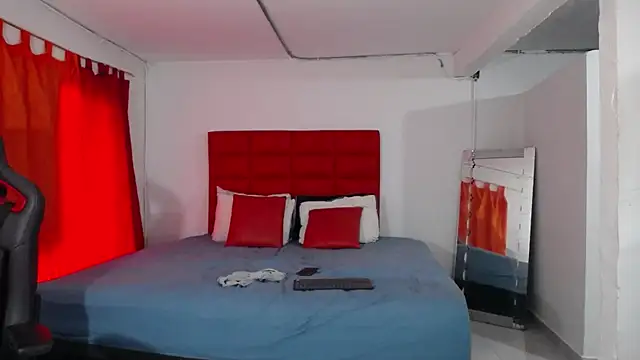 LyonGallego  online show from 11, 1, 2026