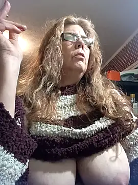 katybell1 online show from 5, 3, 2025