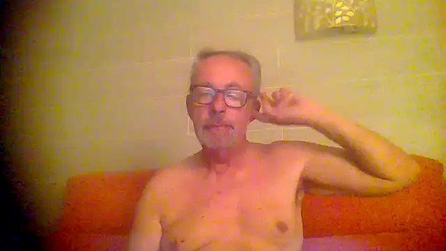 tuggy59 online show from 21, 10, 2025