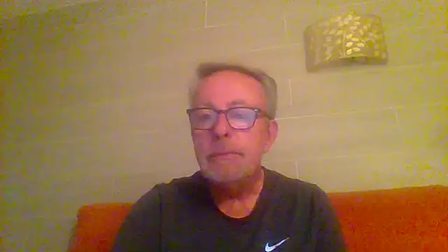 tuggy59 online show from 16, 4, 2026