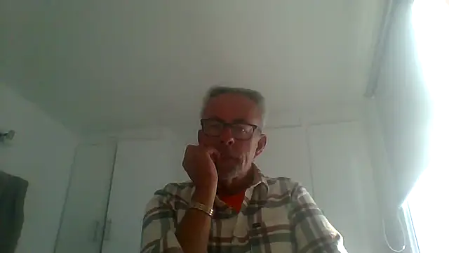 tuggy59 online show from 18, 9, 2025