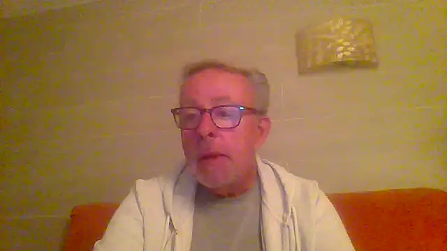 tuggy59 online show from 14, 4, 2026