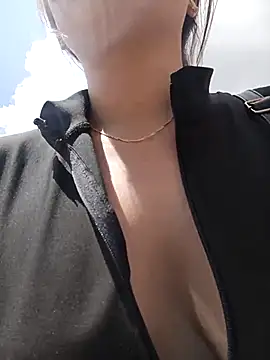 Snapshot of marena_saenz chatting on 20, 12, 2024 marena saenz online show from 20, 12, 2024