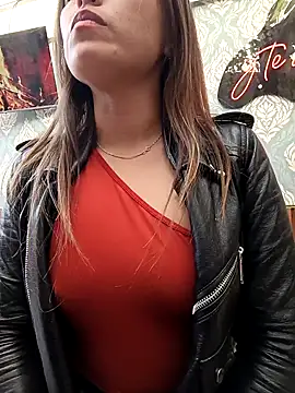 Snapshot of marena_saenz chatting on 31, 1, 2025 marena saenz online show from 31, 1, 2025