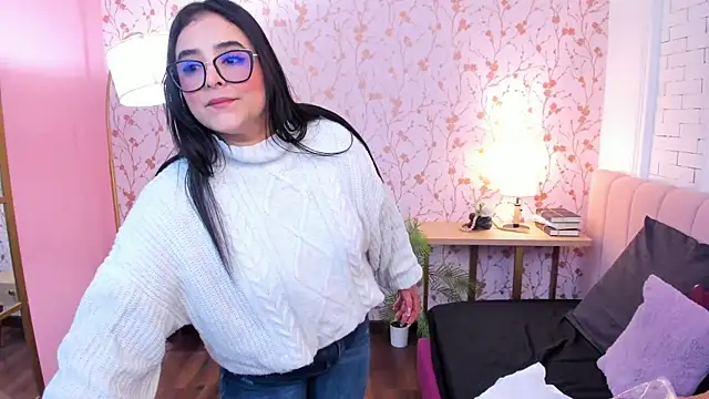 Snapshot of taylor_bennet chatting on 18, 2, 2026 taylor bennet online show from 18, 2, 2026