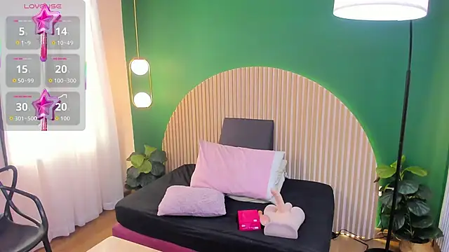 Snapshot of taylor_bennet chatting on 27, 2, 2026 taylor bennet online show from 27, 2, 2026