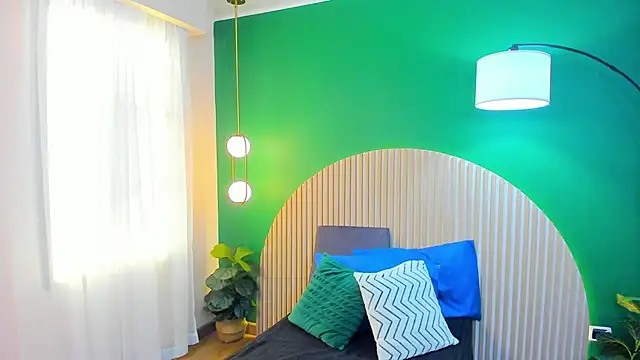 taylor bennet online show from 22, 9, 2025