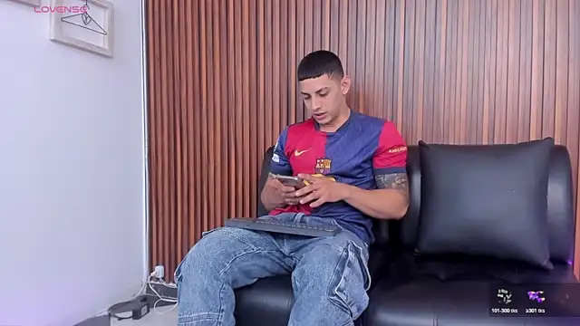 Alex cute77 online show from 1, 2, 2026