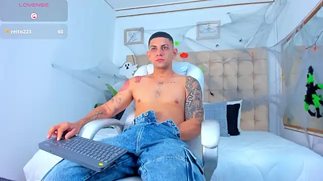 Alex cute77 online show from 13, 10, 2025