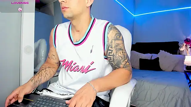 Alex cute77 online show from 26, 6, 2026