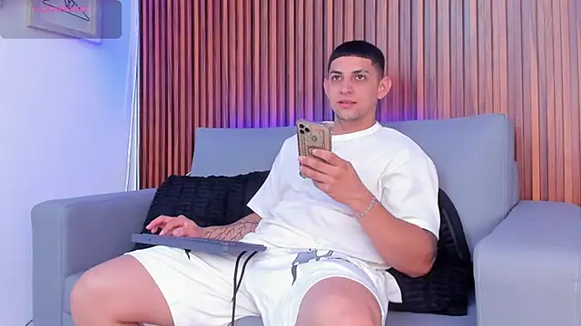 Alex cute77 online show from 16, 3, 2026