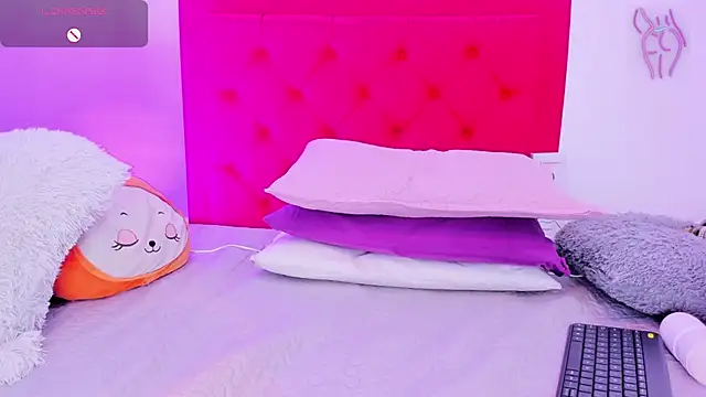 Sofia Girl  online show from 14, 3, 2025