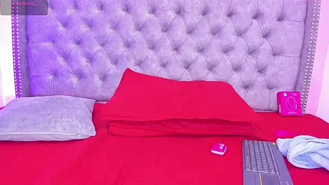 Sofia Girl  online show from 8, 10, 2025