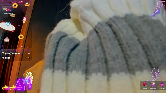 Sassy Teen online show from 18, 11, 2025