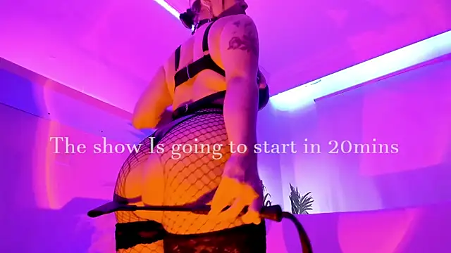 Gloomydoll online show from 14, 5, 2026