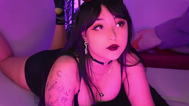 Gloomydoll online show from 11, 4, 2026