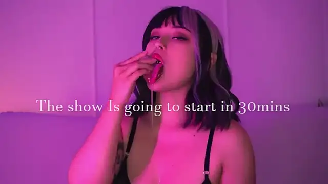 Gloomydoll online show from 1, 7, 2026