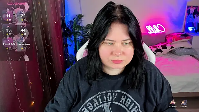 Akemi BBW online show from 11, 11, 2025