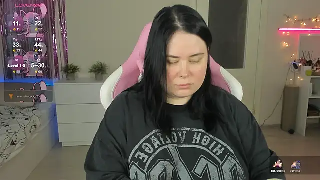 Snapshot of Akemi_BBW chatting on 15, 6, 2026 Akemi BBW online show from 15, 6, 2026
