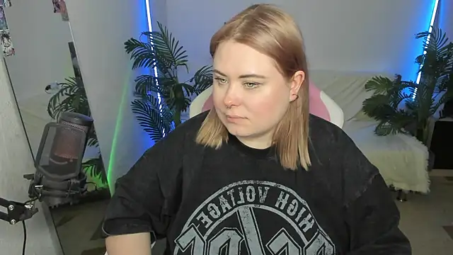 Akemi BBW online show from 2, 3, 2025